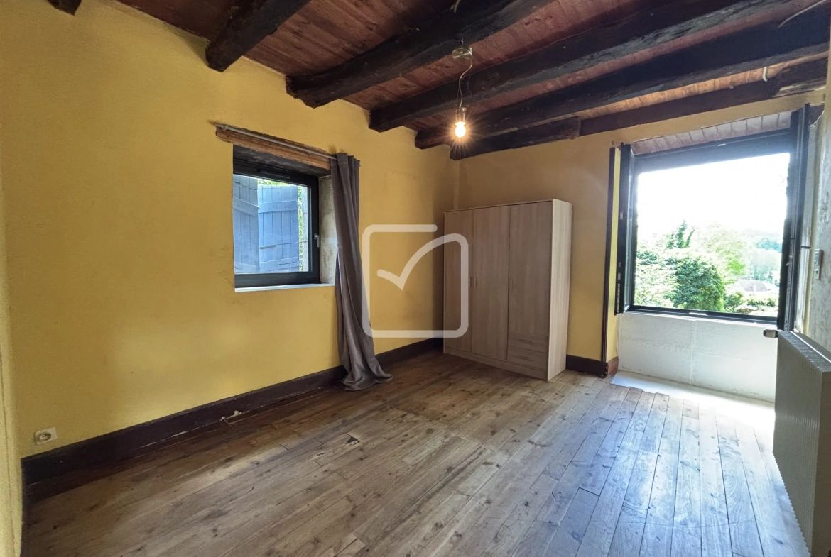 Charmante maison en pierre avec jardin spacieux à Grolejac proche Sarlat 