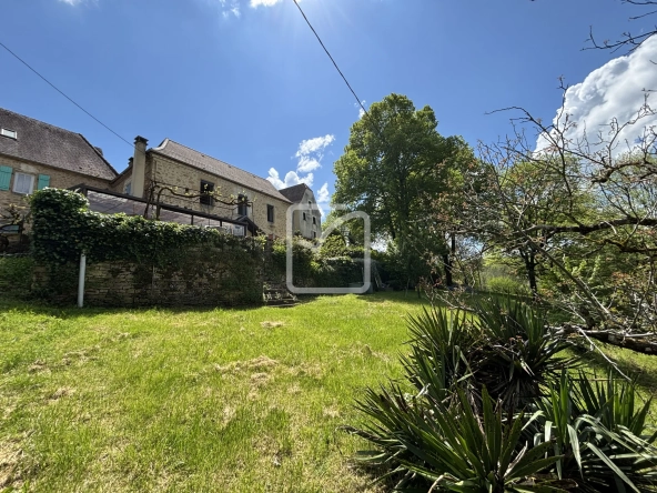 Charmante maison en pierre avec jardin spacieux à Grolejac proche Sarlat 