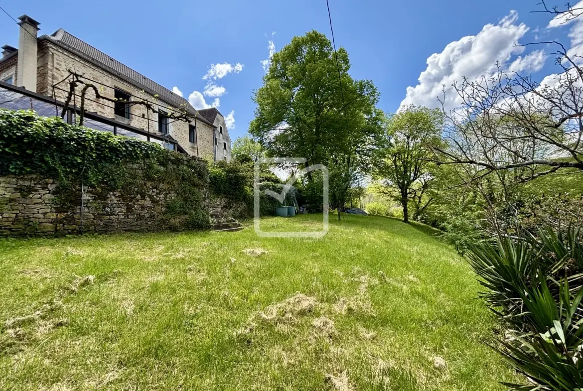 Charmante maison en pierre avec jardin spacieux à Grolejac proche Sarlat 