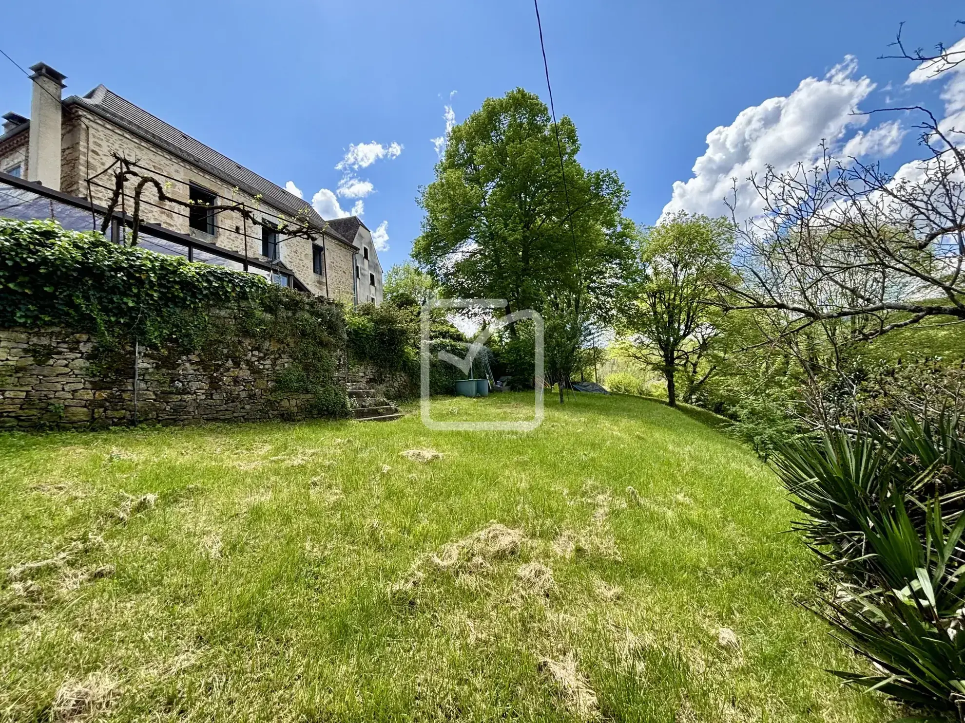 Charmante maison en pierre avec jardin spacieux à Grolejac proche Sarlat 