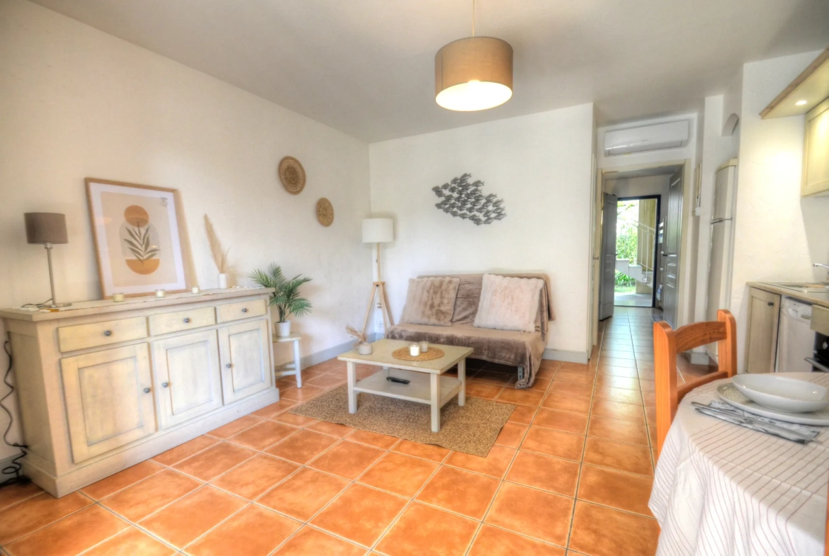 Charmant appartement T2 avec terrasse, piscine à La Ciotat – Investissement ou résidence 