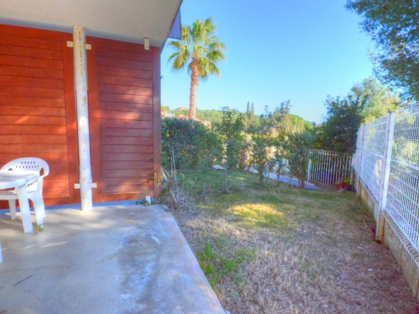 Charmant appartement T2 avec terrasse, piscine à La Ciotat – Investissement ou résidence 