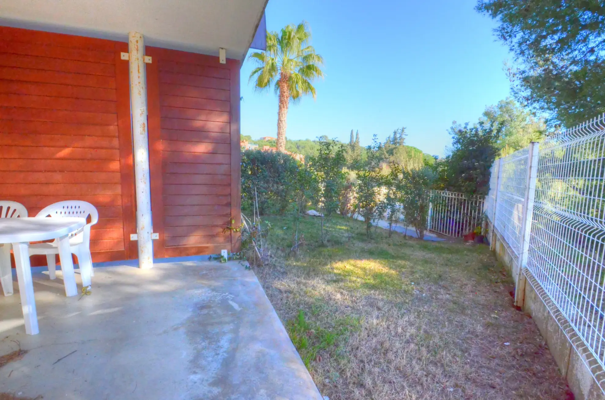 Charmant appartement T2 avec terrasse, piscine à La Ciotat – Investissement ou résidence 