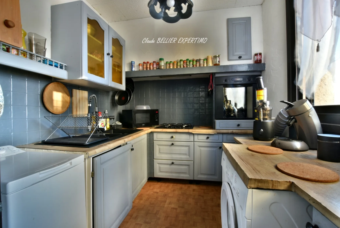 Appartement T4 de 80 m² avec parking et cave à Marseille 13ème - Résidence sécurisée 