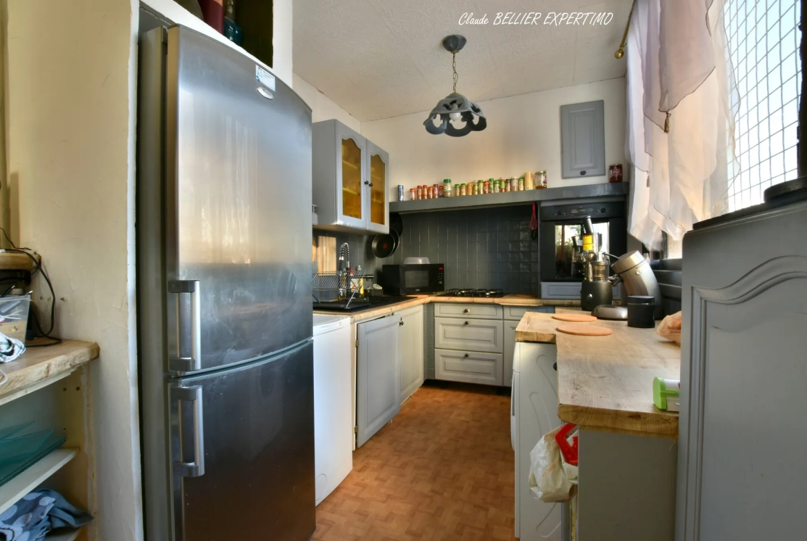 Appartement T4 de 80 m² avec parking et cave à Marseille 13ème - Résidence sécurisée 