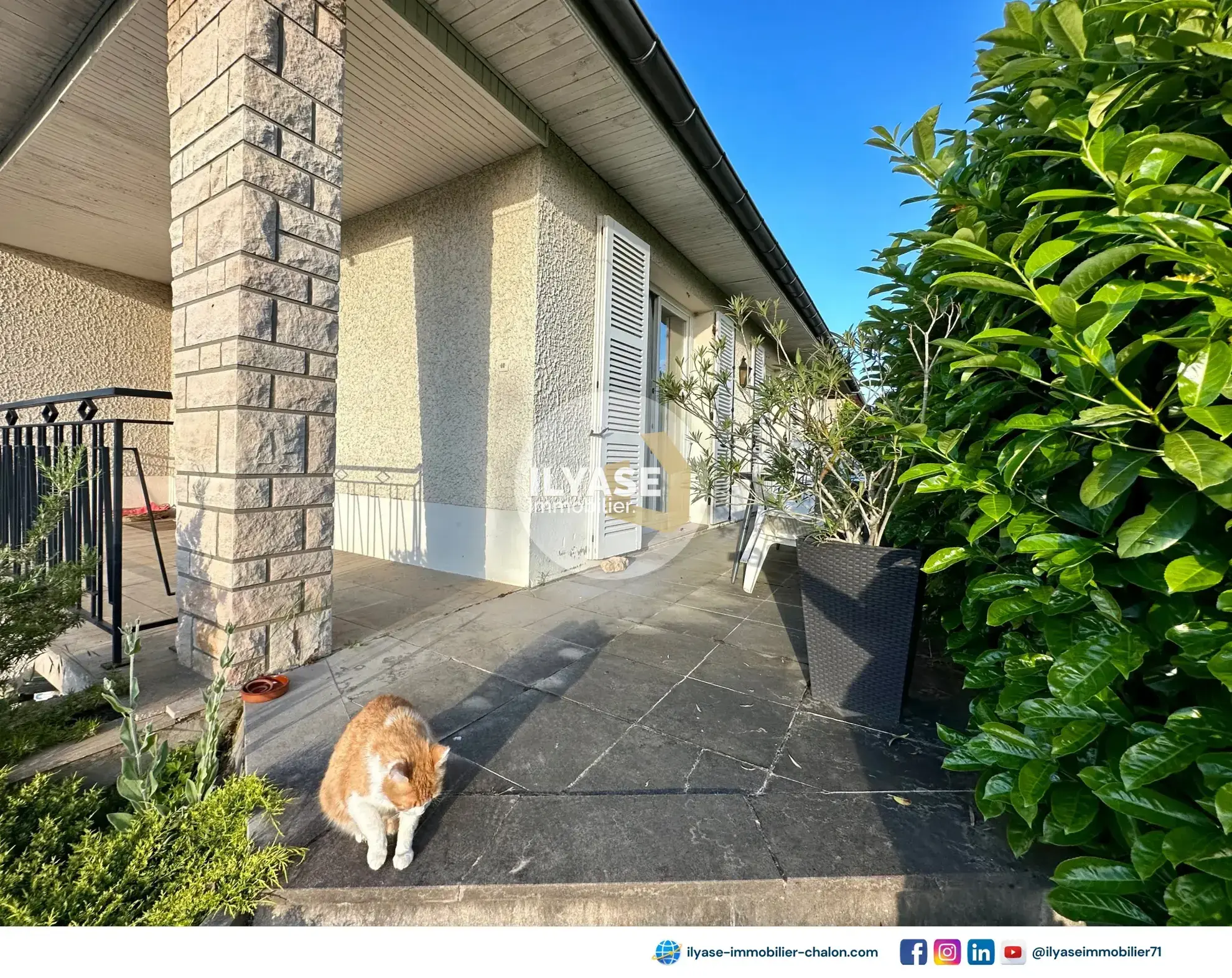 Maison 121 m² avec piscine et 4 chambres à Saint-Rémy - Cadre calme et pratique 