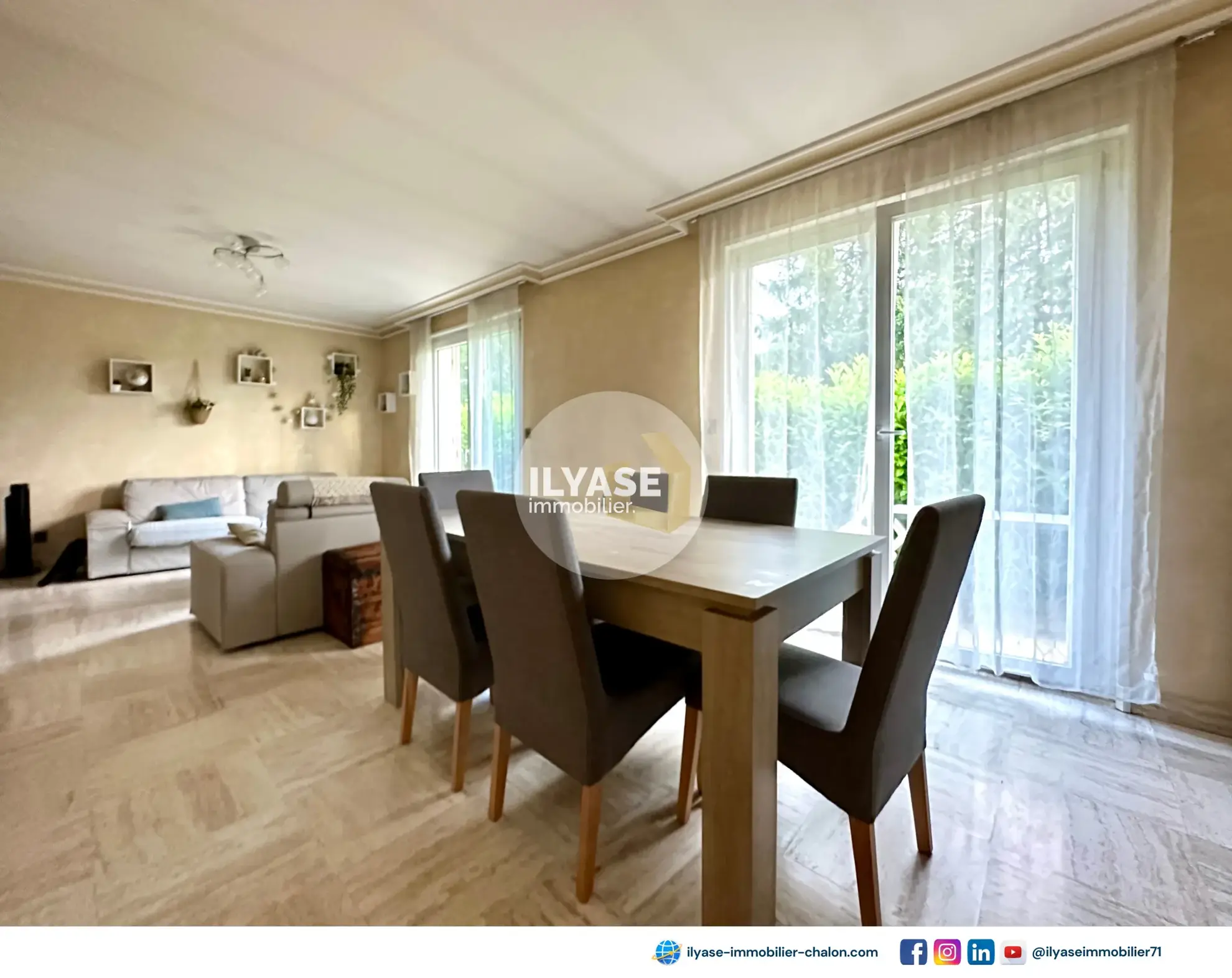 Maison 121 m² avec piscine et 4 chambres à Saint-Rémy - Cadre calme et pratique 