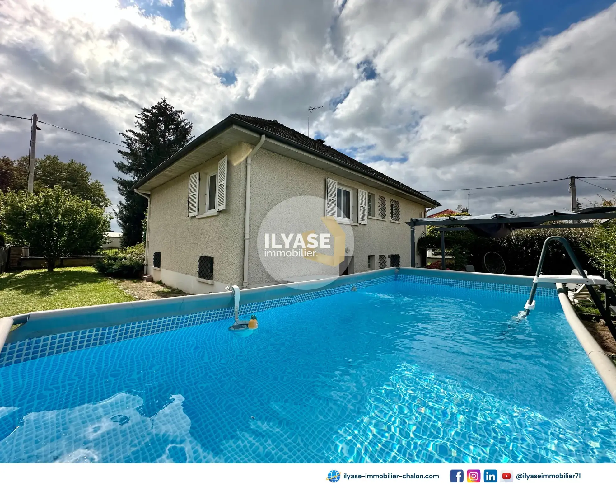 Maison 121 m² avec piscine et 4 chambres à Saint-Rémy - Cadre calme et pratique 