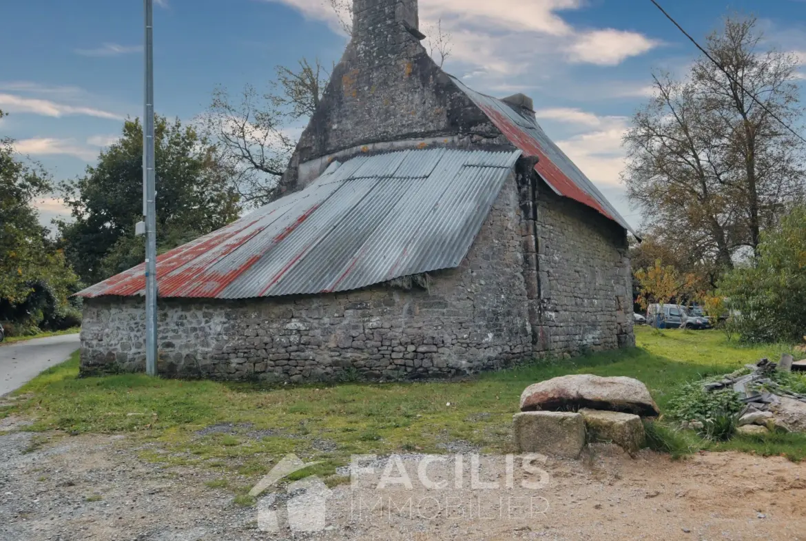Maison à rénover dans le Morbihan, proche BUBRY avec bon potentiel 