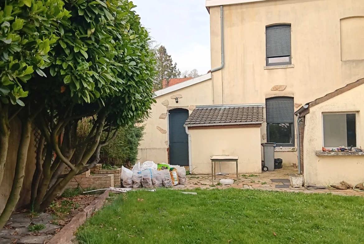 Maison 120 m² avec 3 chambres à Nœux-les-Mines, proche commodités 