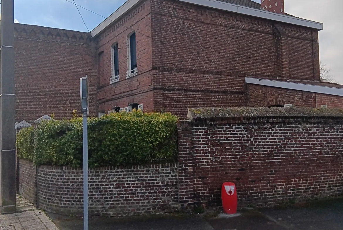 Maison 120 m² avec 3 chambres à Nœux-les-Mines, proche commodités 