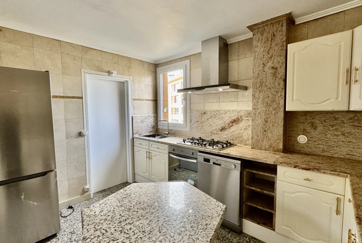 Appartement 4 pièces avec vue sur la Seine à Mantes-la-Jolie 