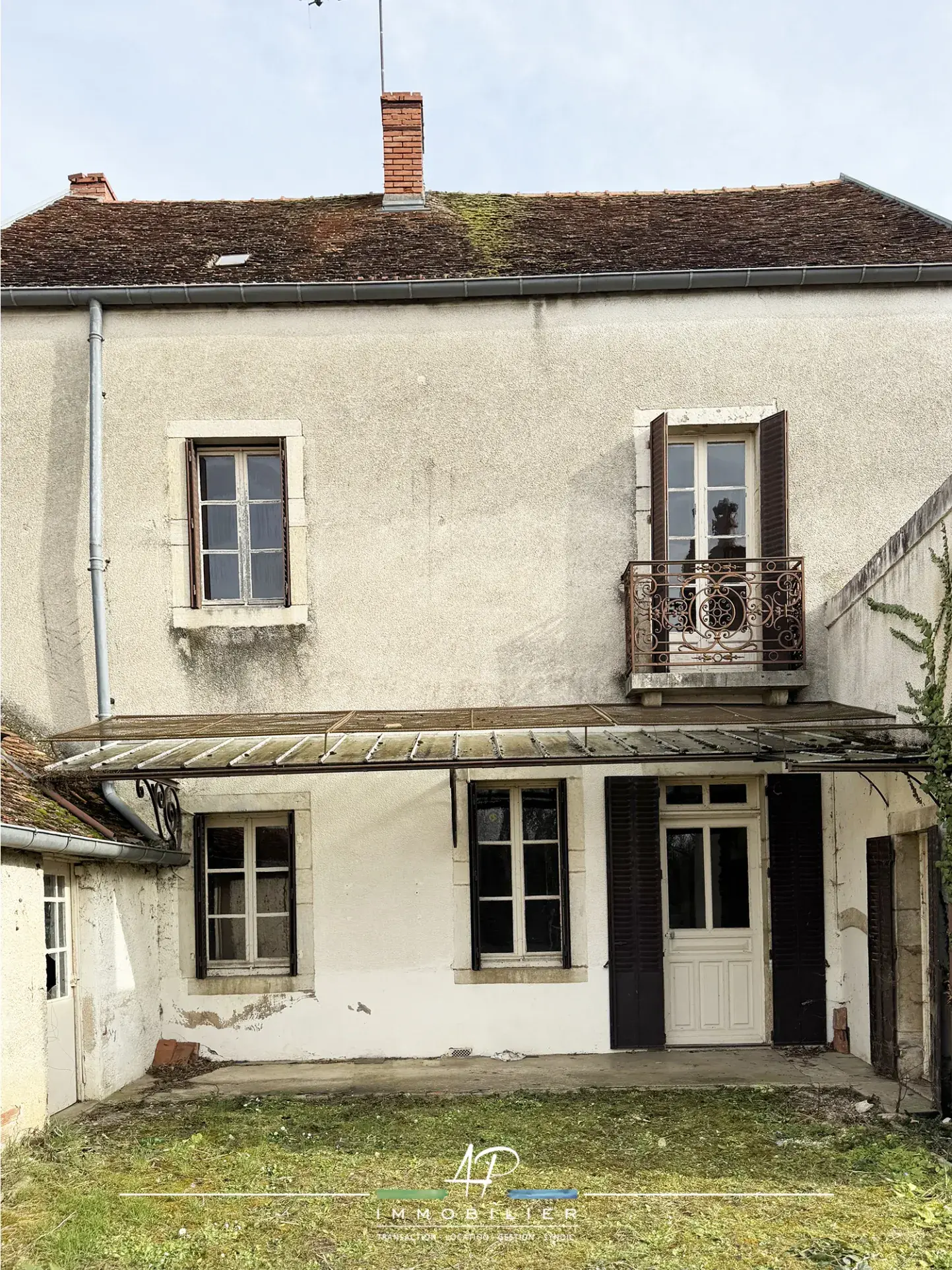 Maison ancienne à rénover à Beire-le-Châtel, proche Dijon - Opportunité unique 