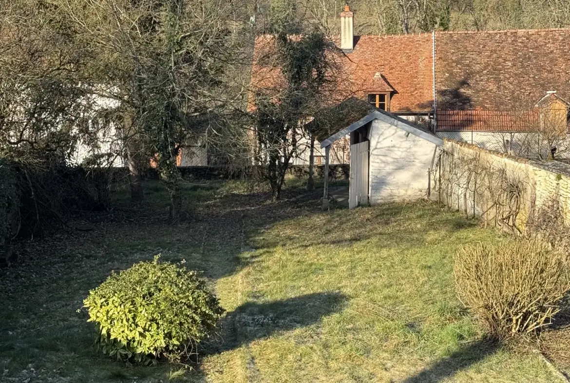 Maison ancienne à rénover à Beire-le-Châtel, proche Dijon - Opportunité unique 