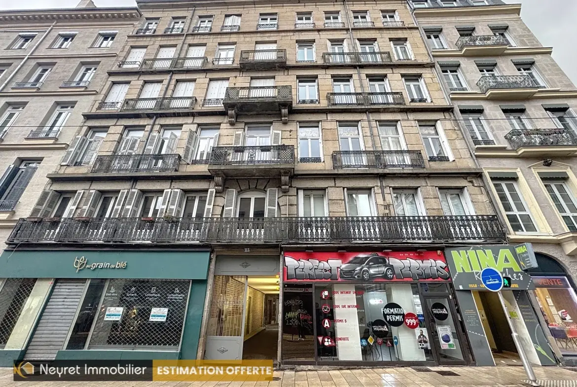 À vendre T2 de 52,69 m² à Saint-Étienne, idéal investisseur dans le quartier Albert Thomas 