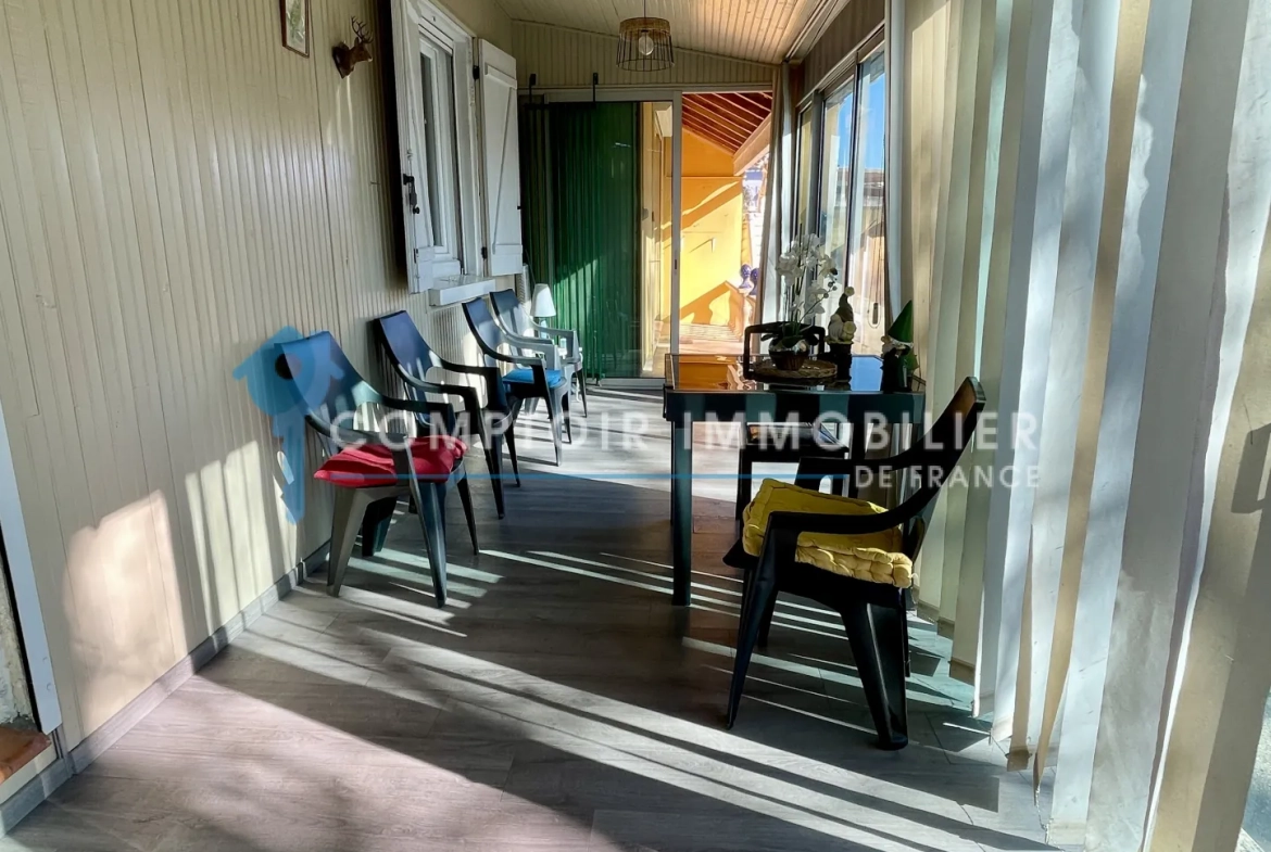 Maison de plain-pied à Vauvert avec terrasse et potentiel d'agrandissement 