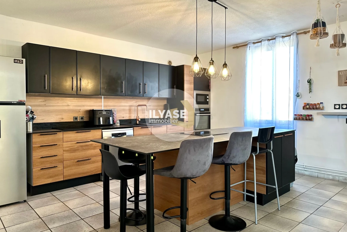 Maison de 130 m² avec piscine et garage à Allériot, proche Chalon-sur-Saône 
