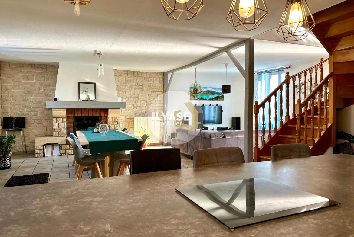 Maison de 130 m² avec piscine et garage à Allériot, proche Chalon-sur-Saône 