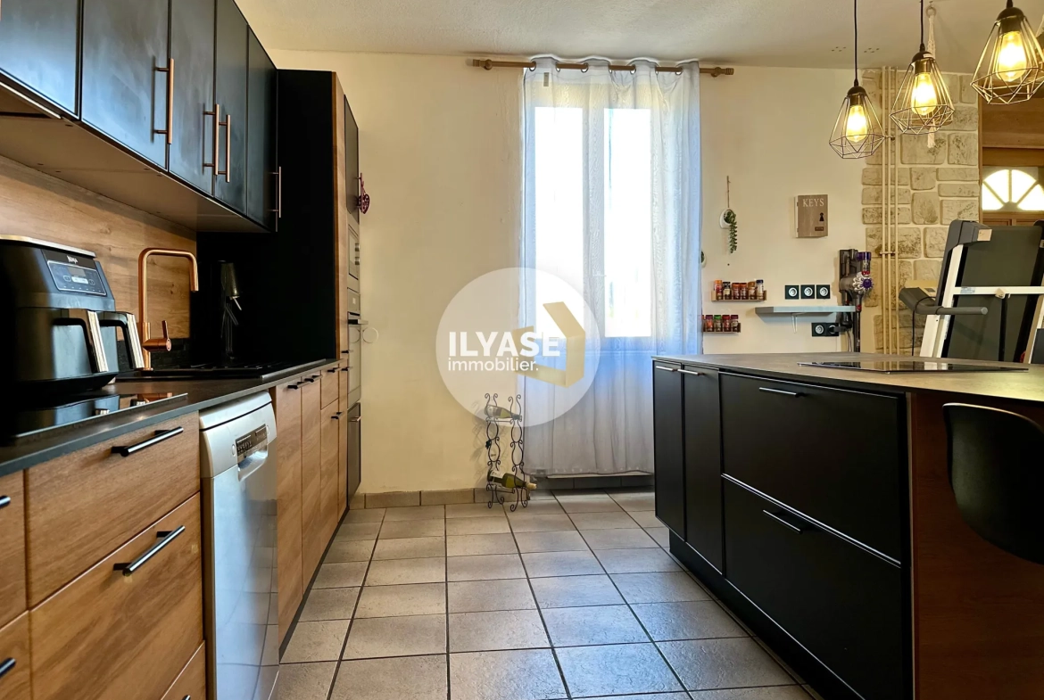 Maison de 130 m² avec piscine et garage à Allériot, proche Chalon-sur-Saône 