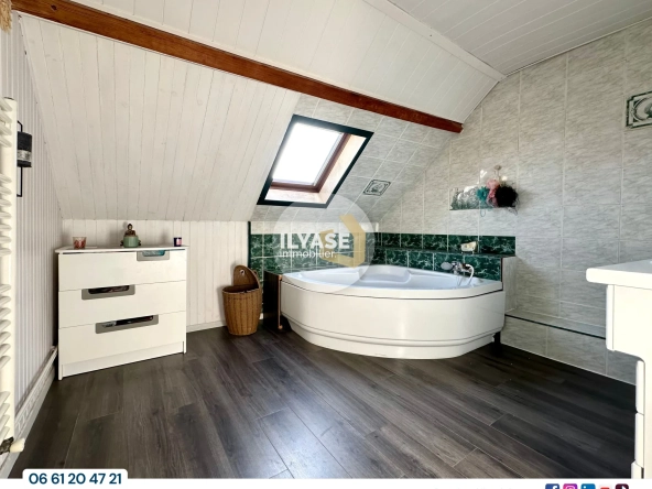 Maison de 130 m² avec piscine et garage à Allériot, proche Chalon-sur-Saône 