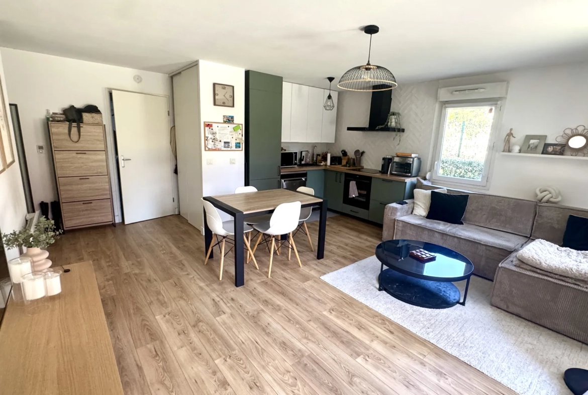 A vendre appartement T3 avec jardin privé à Mantes-la-Ville 