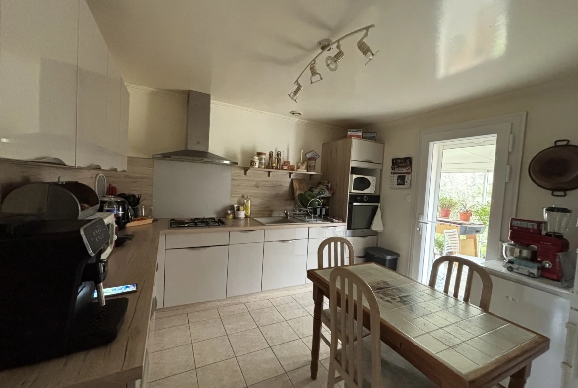 Charmante maison de plain-pied avec 3 chambres à Coulommiers 