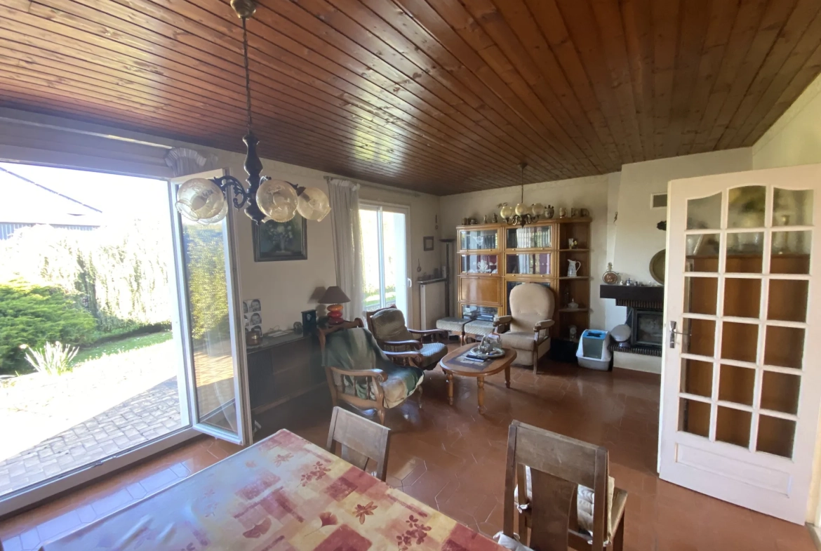 Maison individuelle de plain-pied à Richebourg avec jardin et garage 