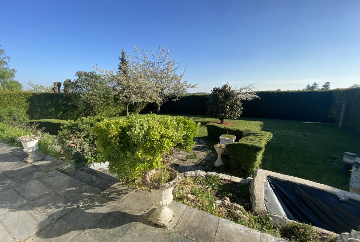 Maison individuelle de plain-pied à Richebourg avec jardin et garage 