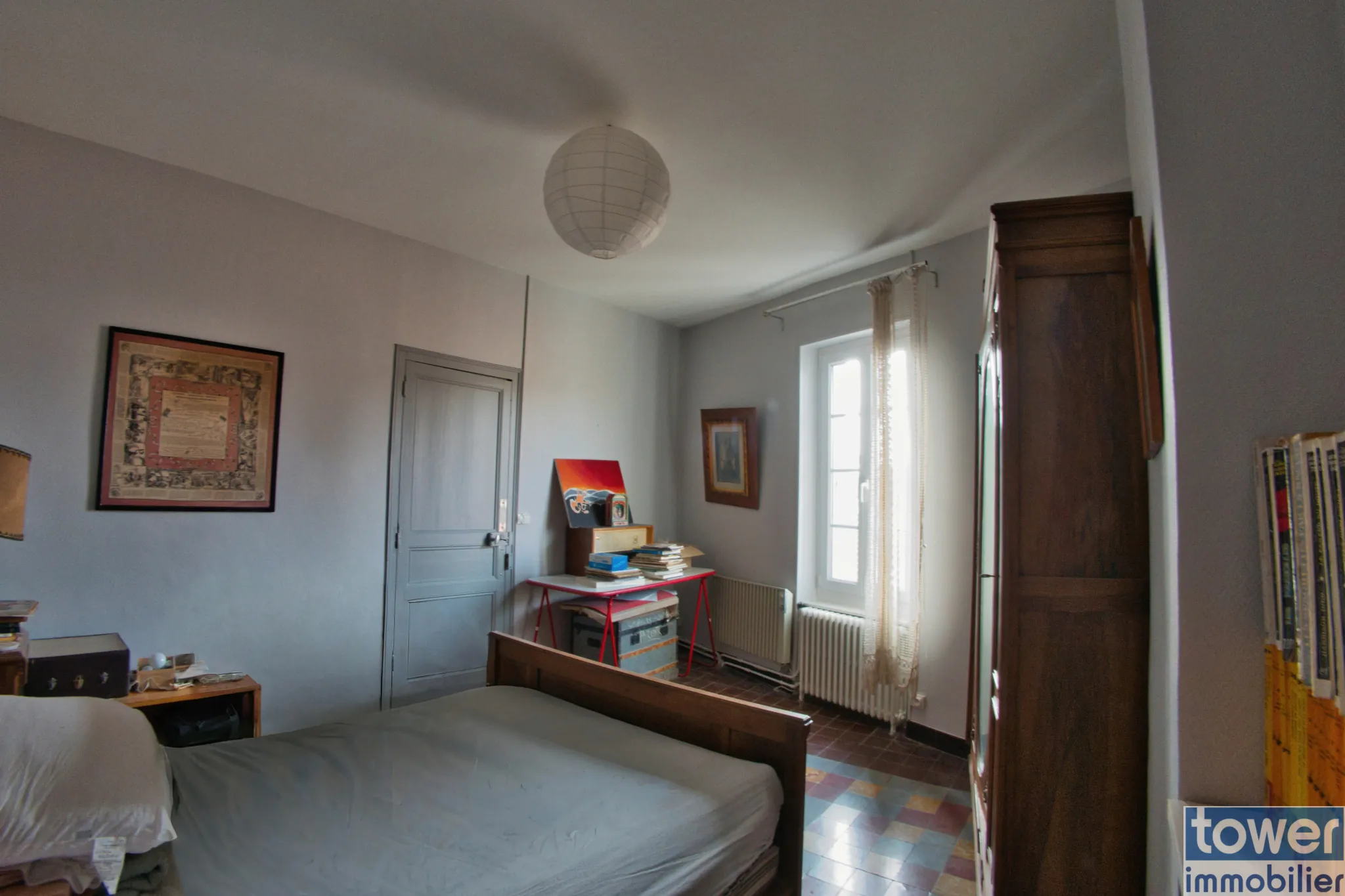 Belle maison de ville à Lézignan-Corbières avec garage et patio, idéal investissement ou résidence principale 