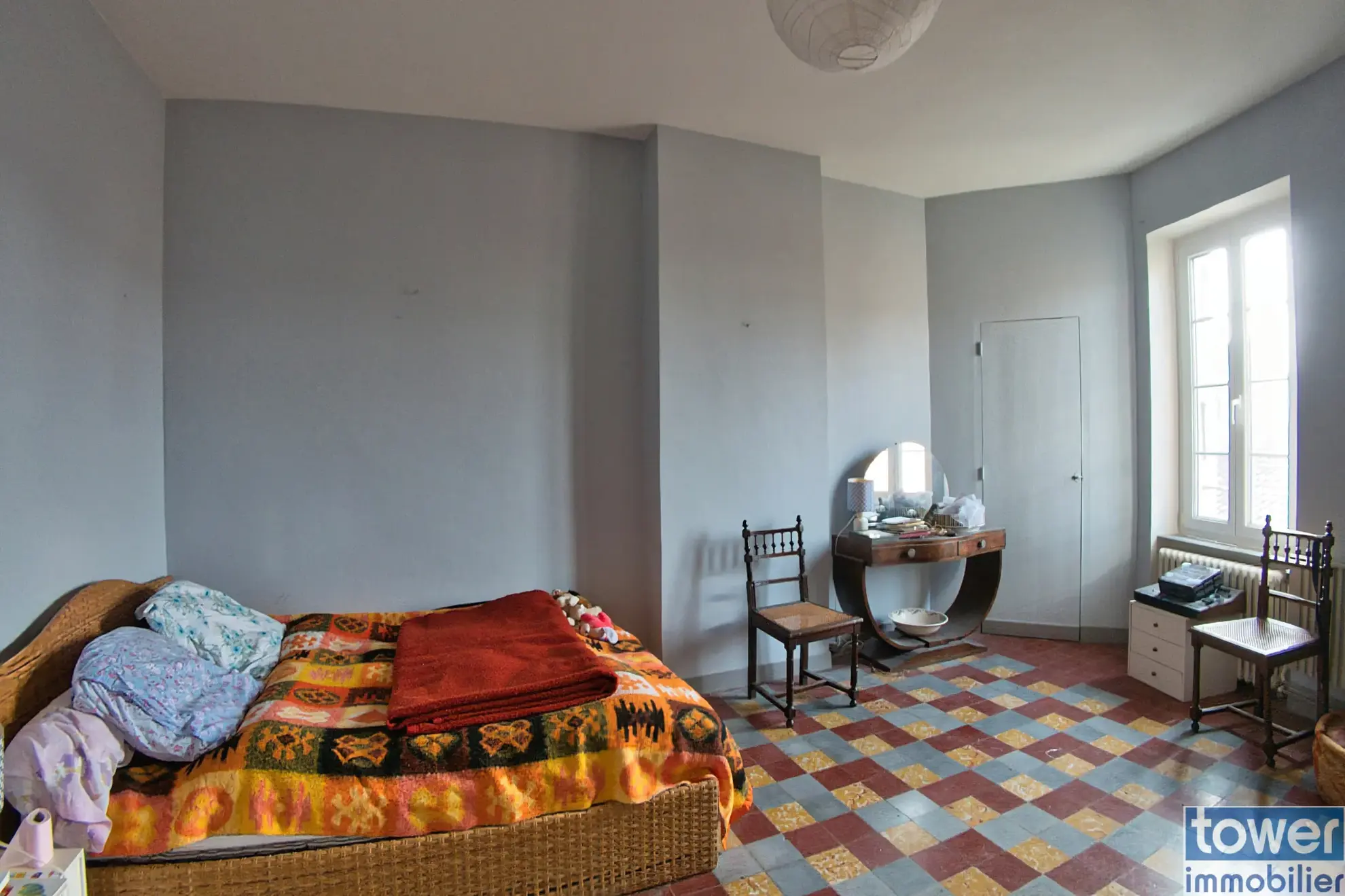 Belle maison de ville à Lézignan-Corbières avec garage et patio, idéal investissement ou résidence principale 