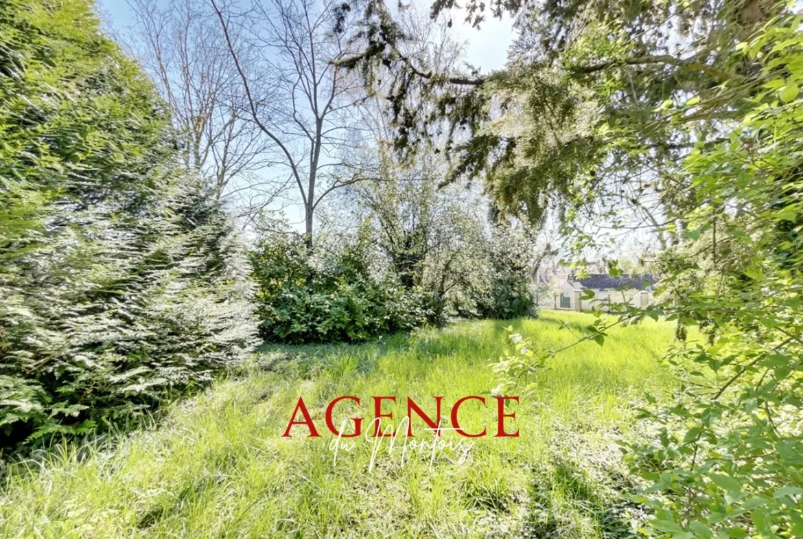 Terrain à bâtir de 1225 m² à Bray-sur-Seine, proximité gare et commodités 