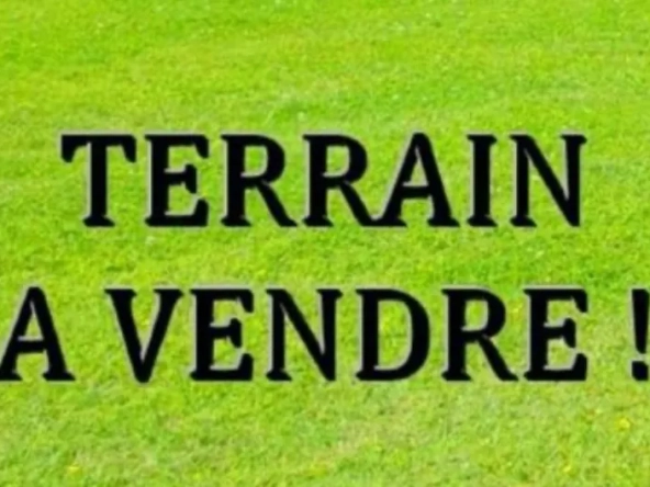 Terrain constructible de 1004 m² proche Ganges - Viabilisé et dans un village paisible