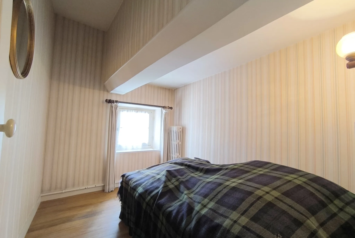 Maison de village de 98 m² à Mont st Pere avec garage et jardin 