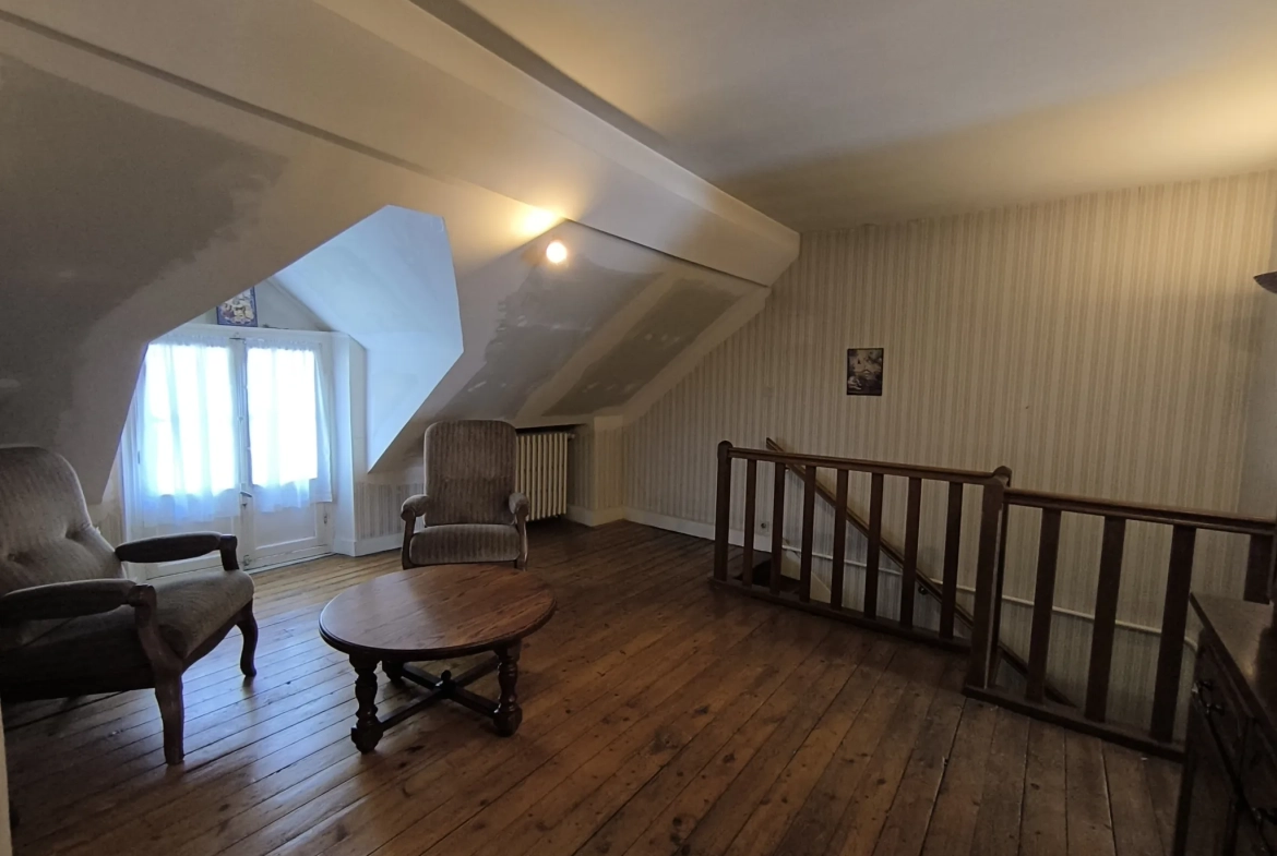 Maison de village de 98 m² à Mont st Pere avec garage et jardin 