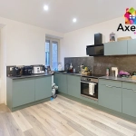 Appartement T2 rénové à Roanne proche Gare avec cave et stationnements gratuits