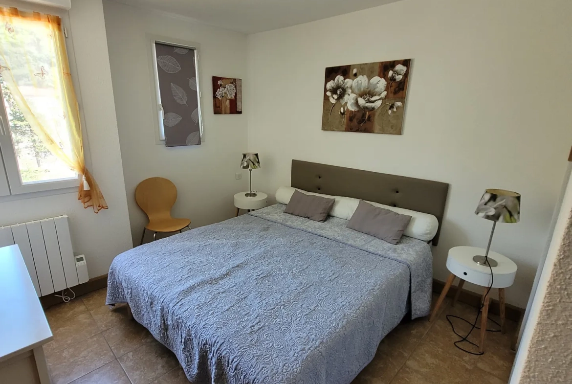 Appartement meublé avec stationnement privé à Amélie-les-Bains 