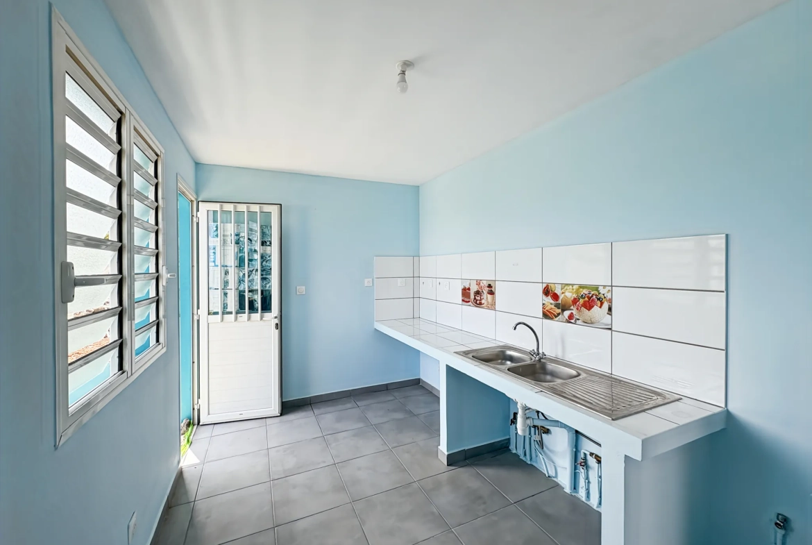 Maison T4 lumineuse avec vue à Trois-Bassins Les Hauts – 90 m² 