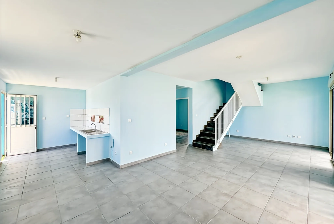 Maison T4 lumineuse avec vue à Trois-Bassins Les Hauts – 90 m² 