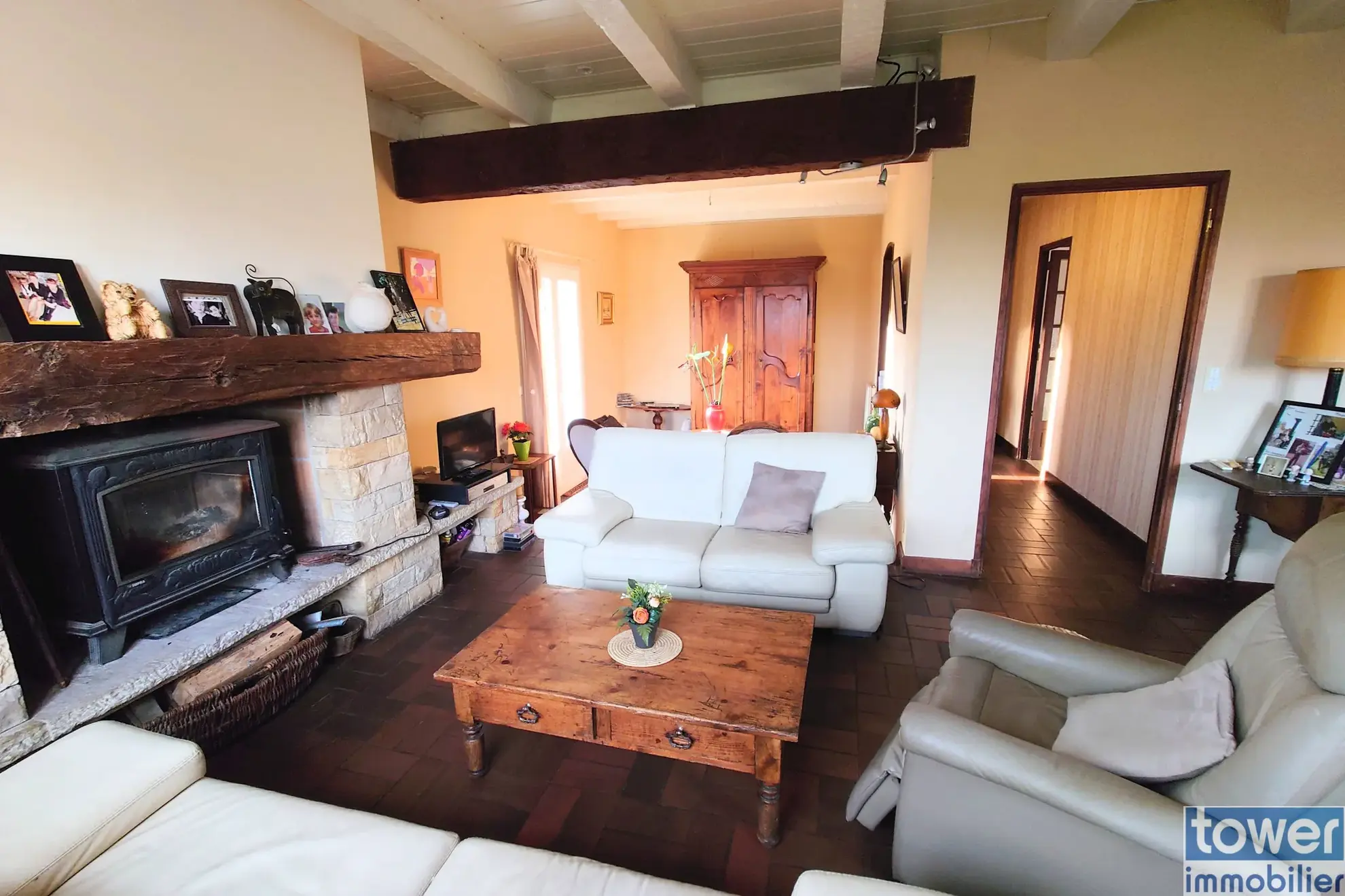 Charmante maison de 220 m² avec piscine et grand terrain à Villefranche-de-Rouergue 