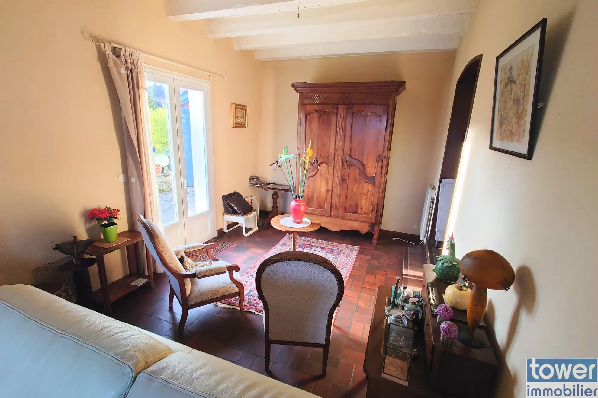 Charmante maison de 220 m² avec piscine et grand terrain à Villefranche-de-Rouergue 