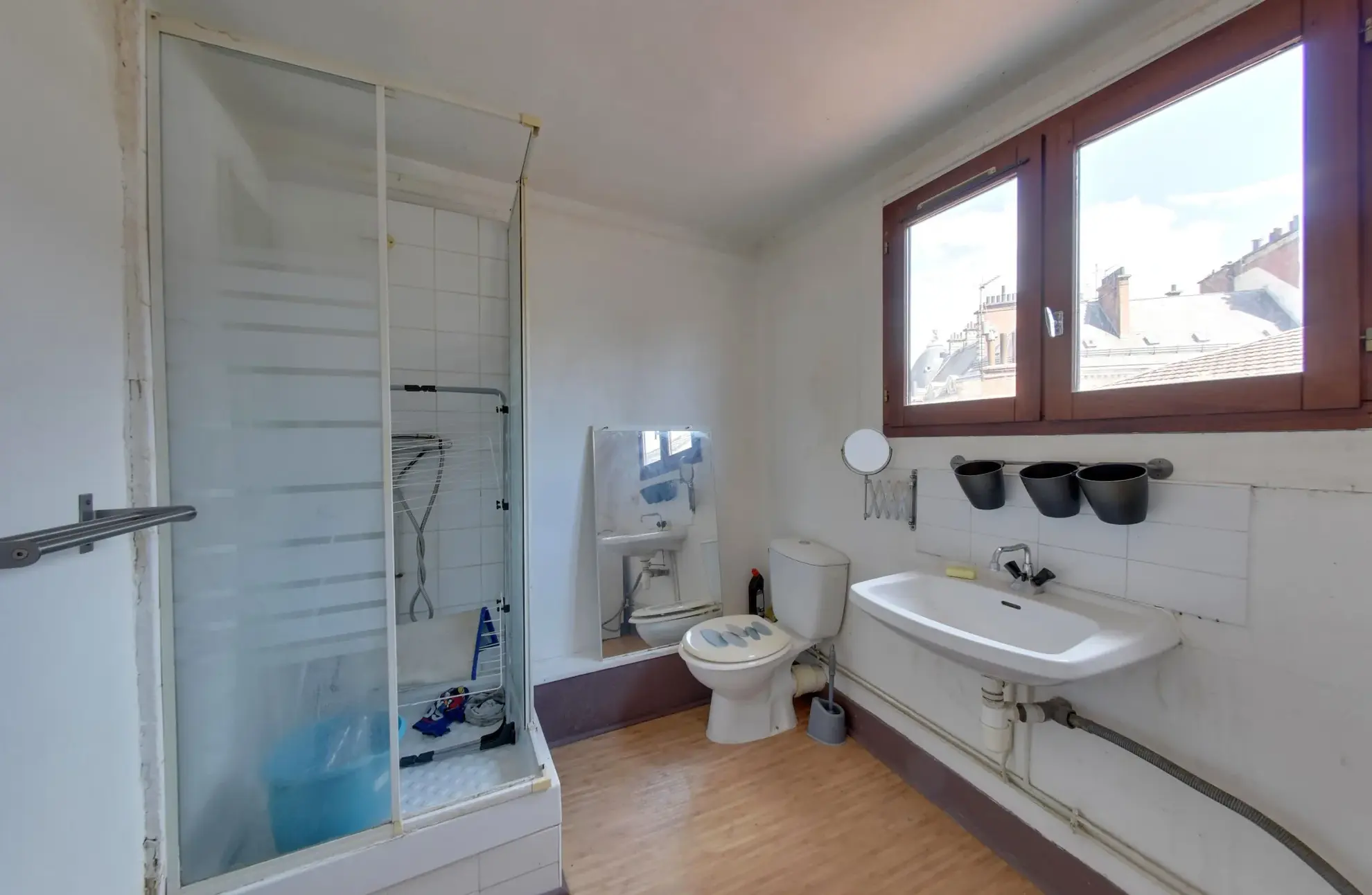 Studio à rénover en plein centre de Grenoble, idéal investisseur ou primo-accédant 