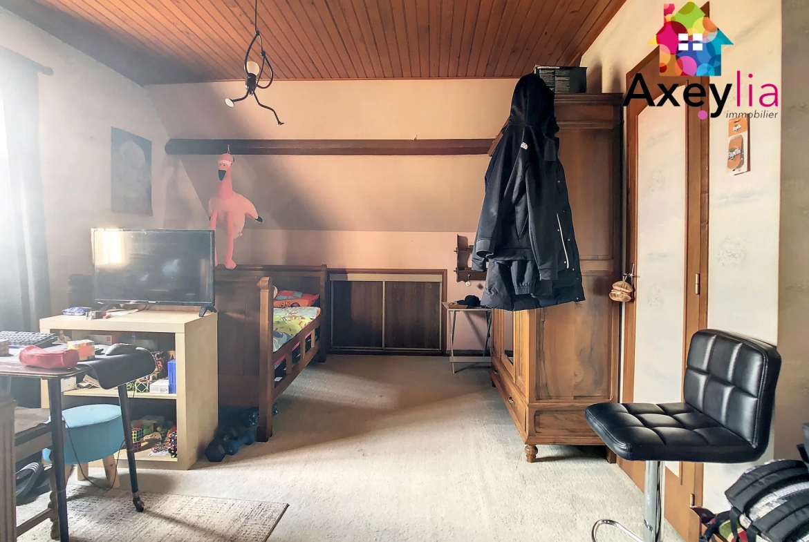 Maison familiale de 140 m² à Saint Agnan avec terrain arboré 