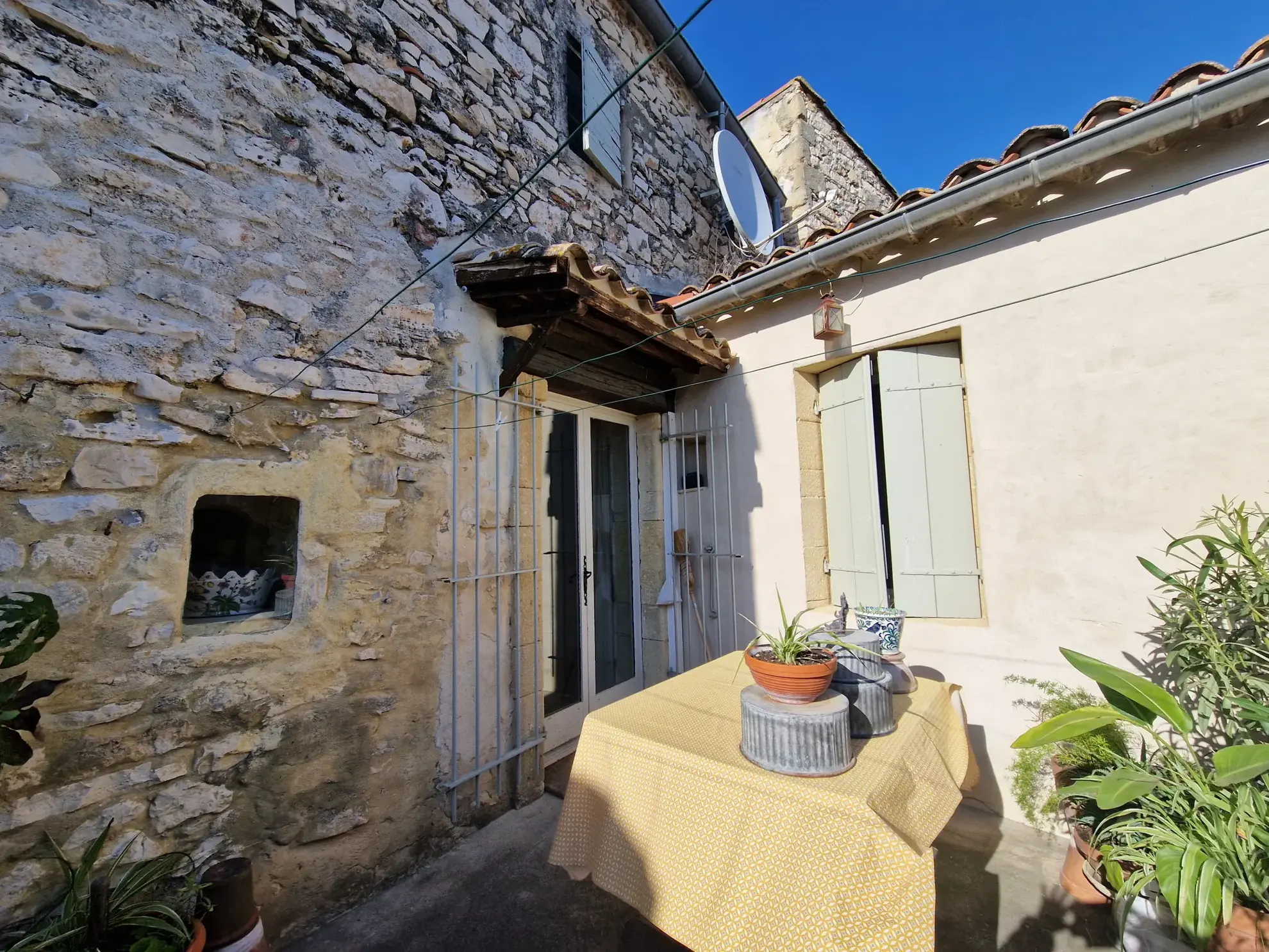 Maison en pierre à vendre à Lecques - 125 m² avec 4 chambres 