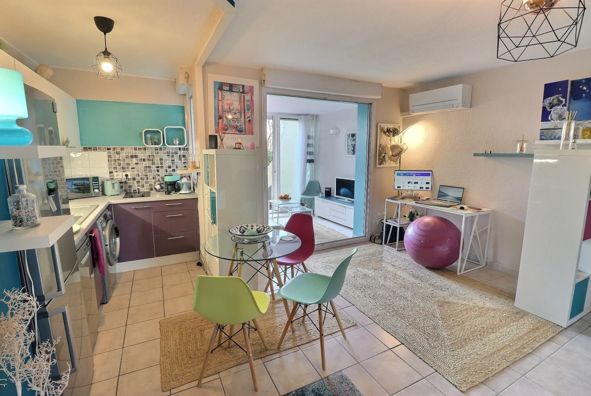 Appartement T1 avec jardin et vue sur l’eau à Lattes Port Ariane 