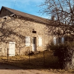 Longère bourguignonne rénovée avec grange à Brassy, Morvan