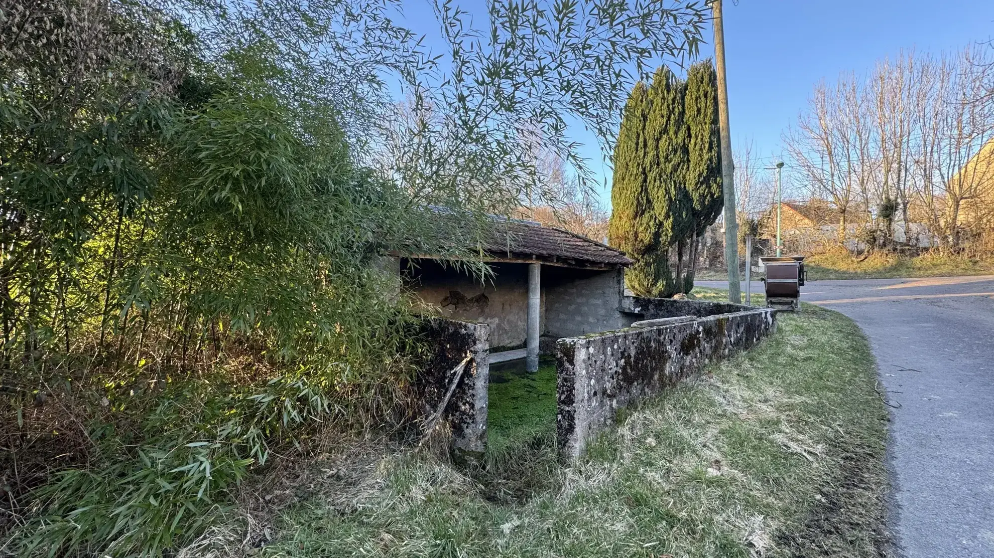 Longère bourguignonne rénovée avec grange à Brassy, Morvan 