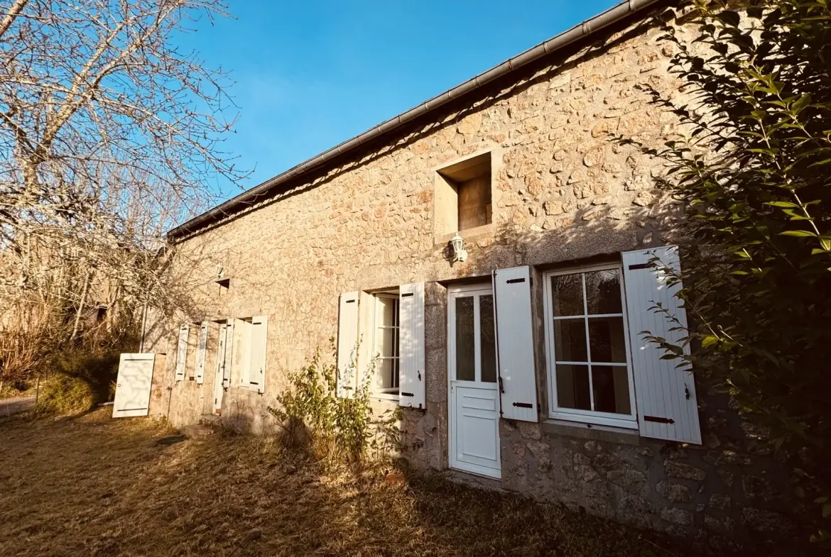 Longère bourguignonne rénovée avec grange à Brassy, Morvan 