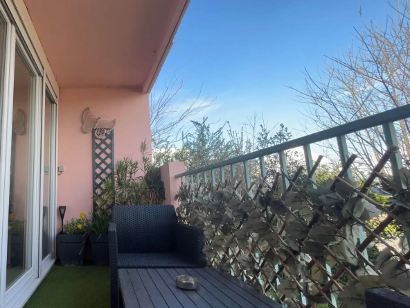 Appartement de 58 m2 à vendre à La Voulte-sur-Rhône avec balcon, cave et garage 