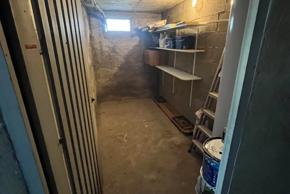 Appartement de 58 m2 à vendre à La Voulte-sur-Rhône avec balcon, cave et garage 