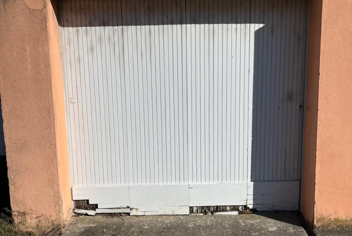 Appartement de 58 m2 à vendre à La Voulte-sur-Rhône avec balcon, cave et garage 